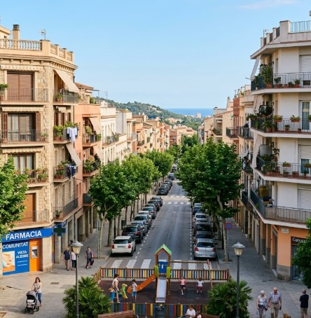 Calles, plazas y entorno vecinal tranquilo del barrio de Vista Alegre en Castelldefels